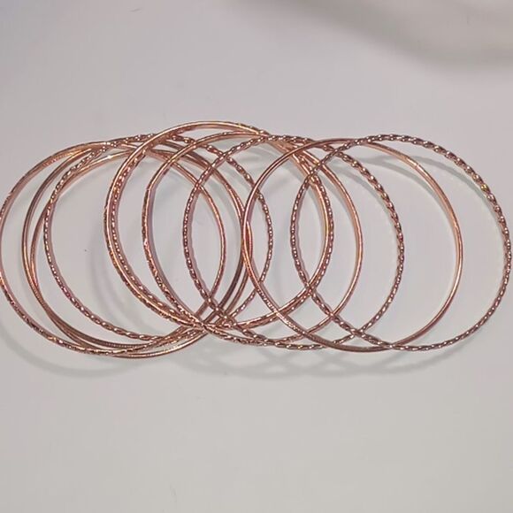 Set of 10 bracelets - Picture 1 of 2